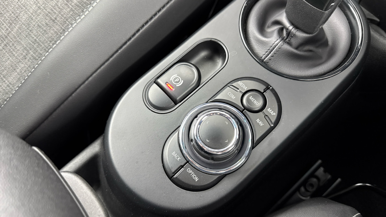 MINI Hatchback 135kW Cooper S Level 2 33kWh 3dr Auto Electric Hatchback